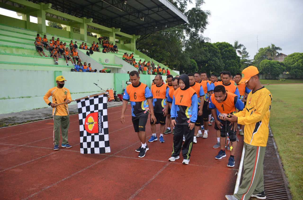 Ratusan Prajurit Jajaran Korem 073/Makutarama Ikuti Tes Usulan Kenaikan Pangkat (UKP) Periode 1-10-2
